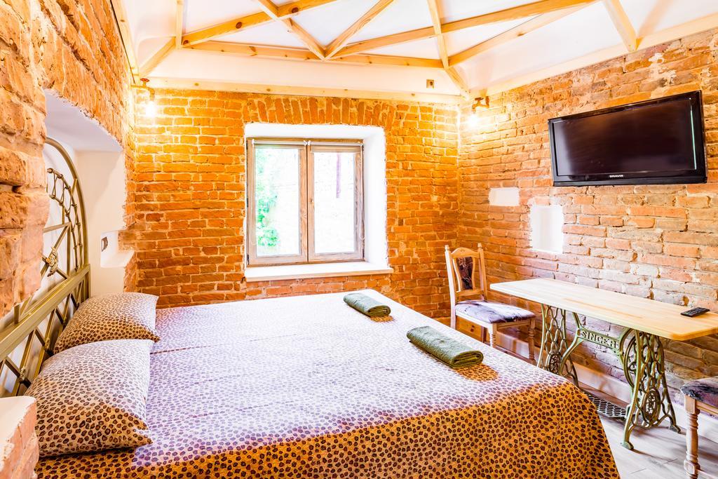 Nice Apartment Near Rynok Square Є Кондиціонер Світла Не Вимикали Lviv Luaran gambar