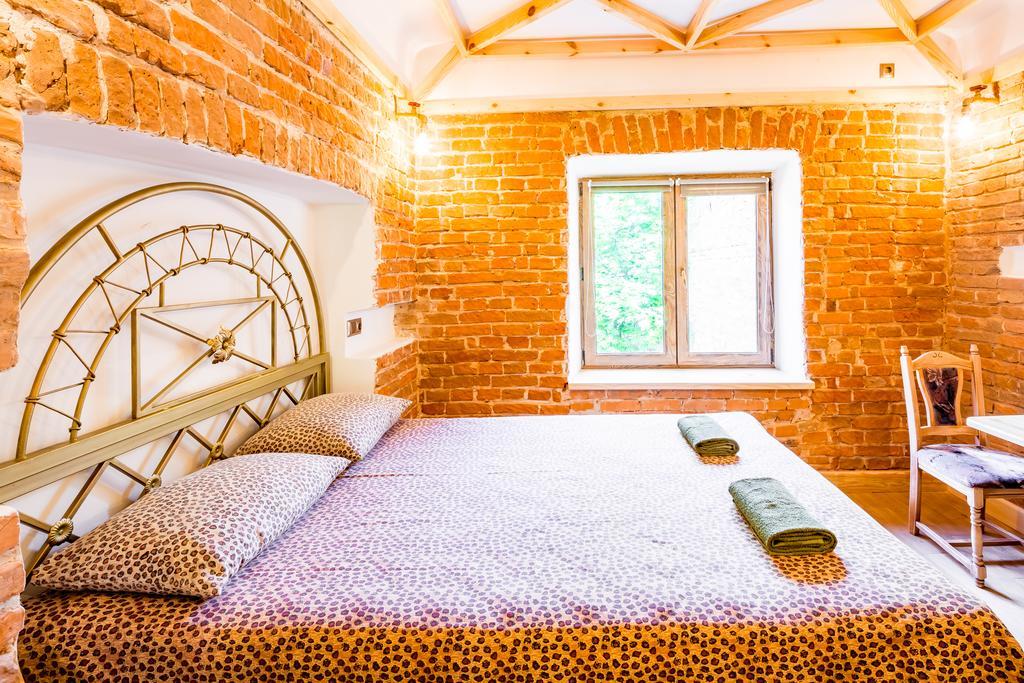 Nice Apartment Near Rynok Square Є Кондиціонер Світла Не Вимикали Lviv Luaran gambar