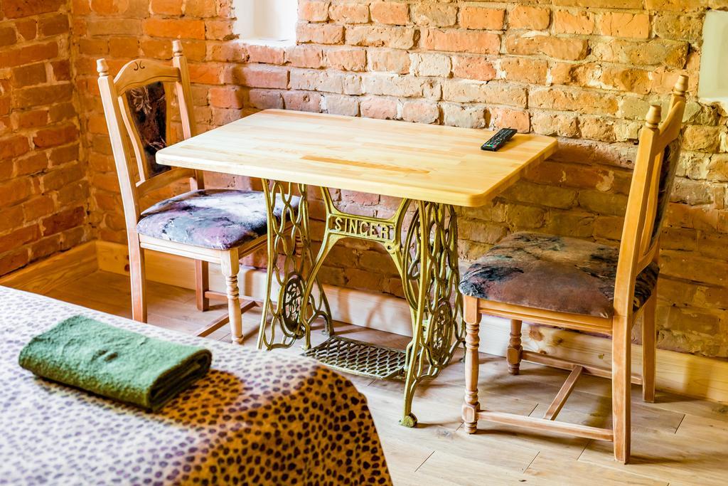 Nice Apartment Near Rynok Square Є Кондиціонер Світла Не Вимикали Lviv Luaran gambar
