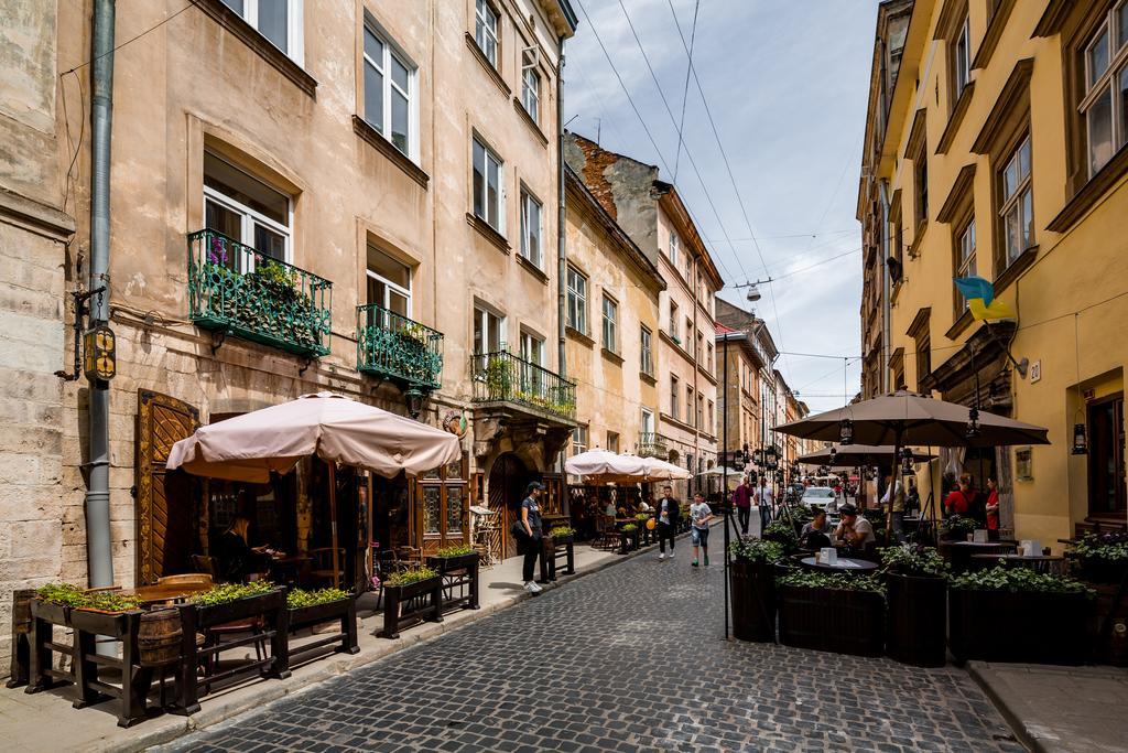 Nice Apartment Near Rynok Square Є Кондиціонер Світла Не Вимикали Lviv Luaran gambar