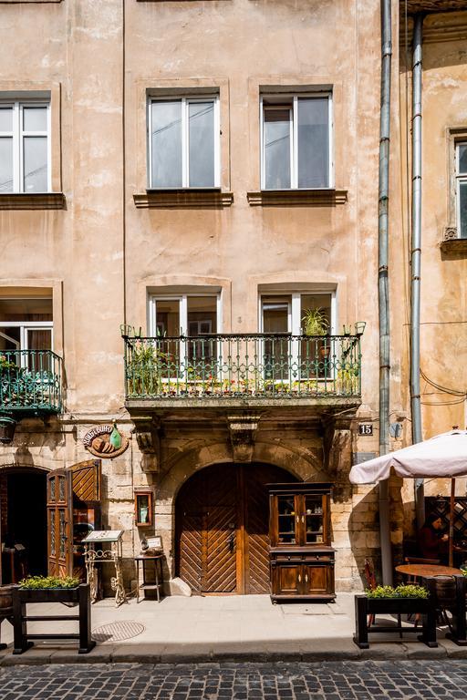 Nice Apartment Near Rynok Square Є Кондиціонер Світла Не Вимикали Lviv Luaran gambar