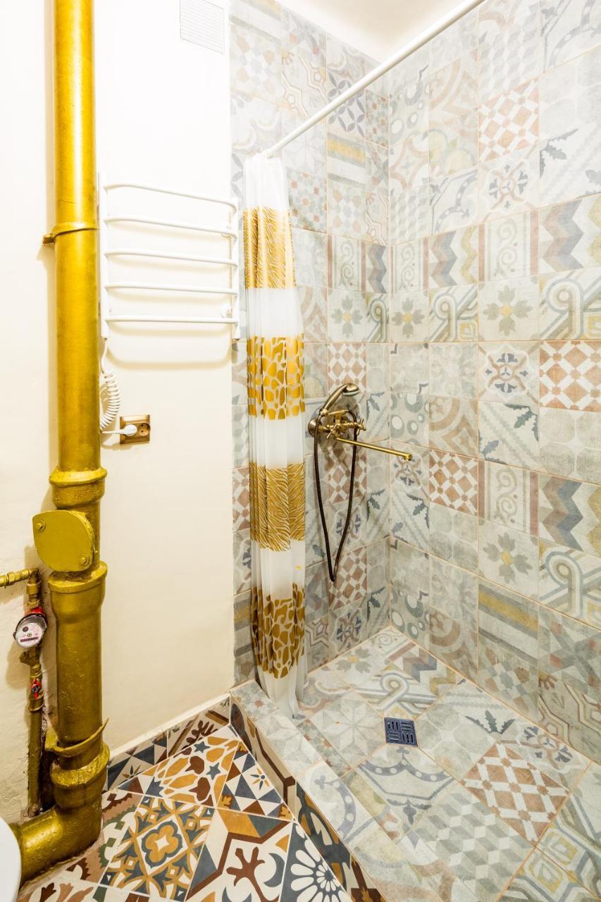 Nice Apartment Near Rynok Square Є Кондиціонер Світла Не Вимикали Lviv Luaran gambar